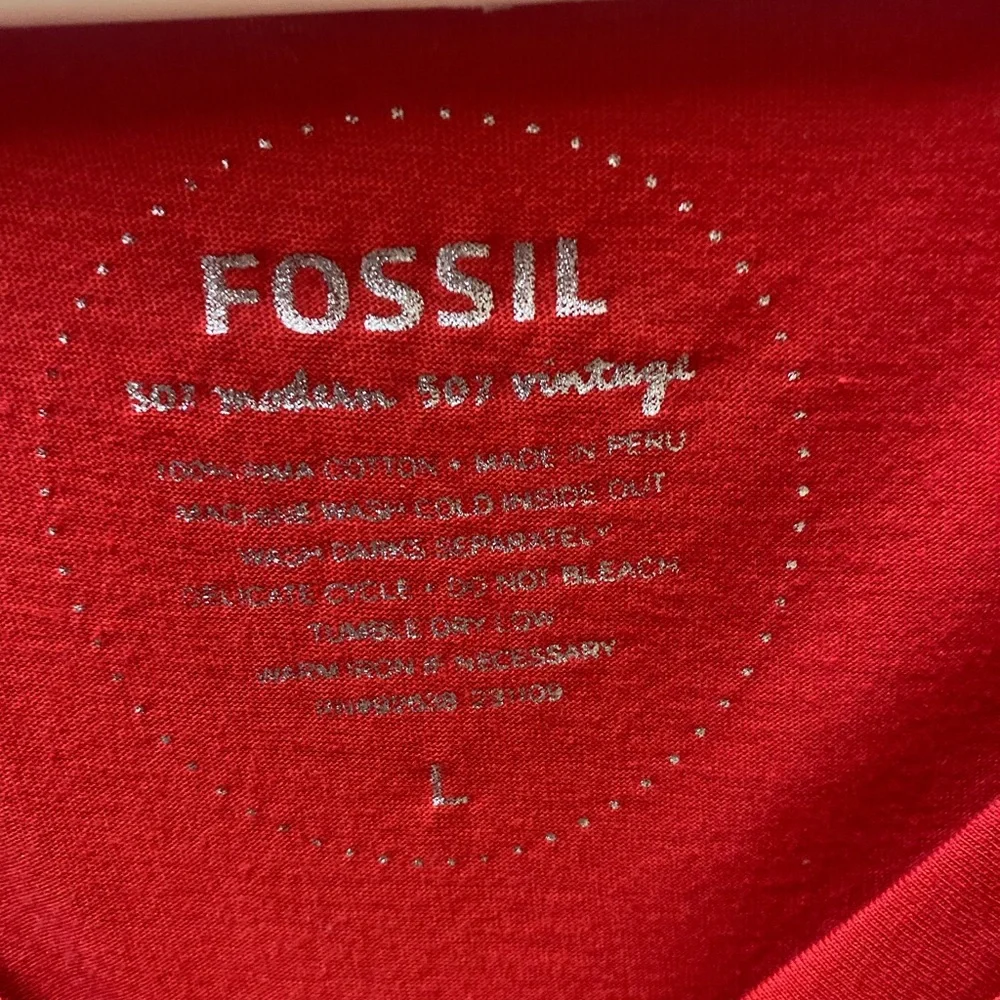 Fossil-Beaded Hope T-Shirt-L-Red - Picture 3 of 4